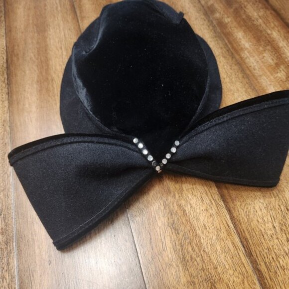 Anita Porritt Black Velvet Bow Hat Stunning Rhinestone Accent Designer Millinery